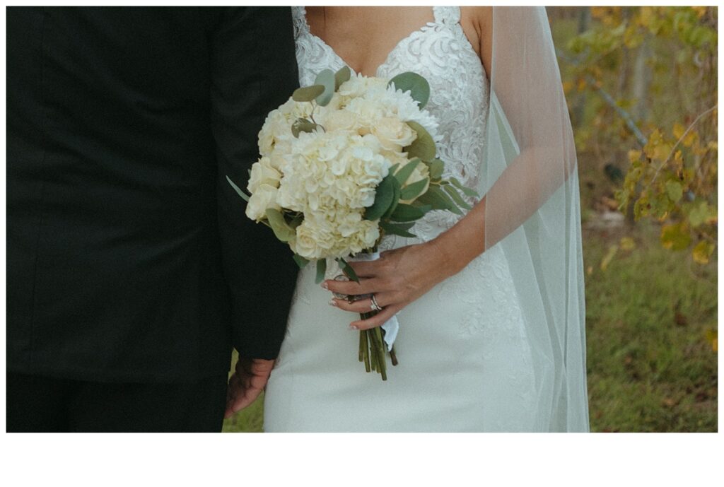 bridal bouquet close up detail photo