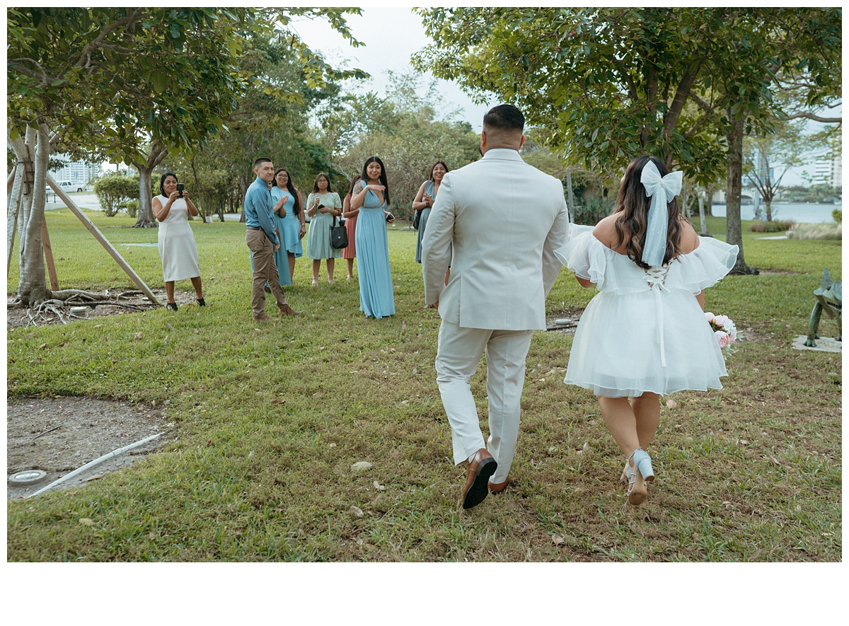 groom seeing family