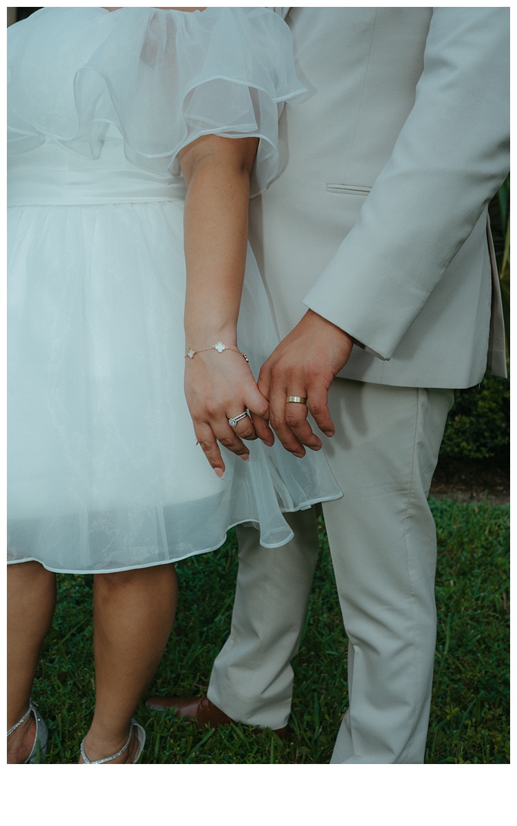 unique bride and groom ring fingers 