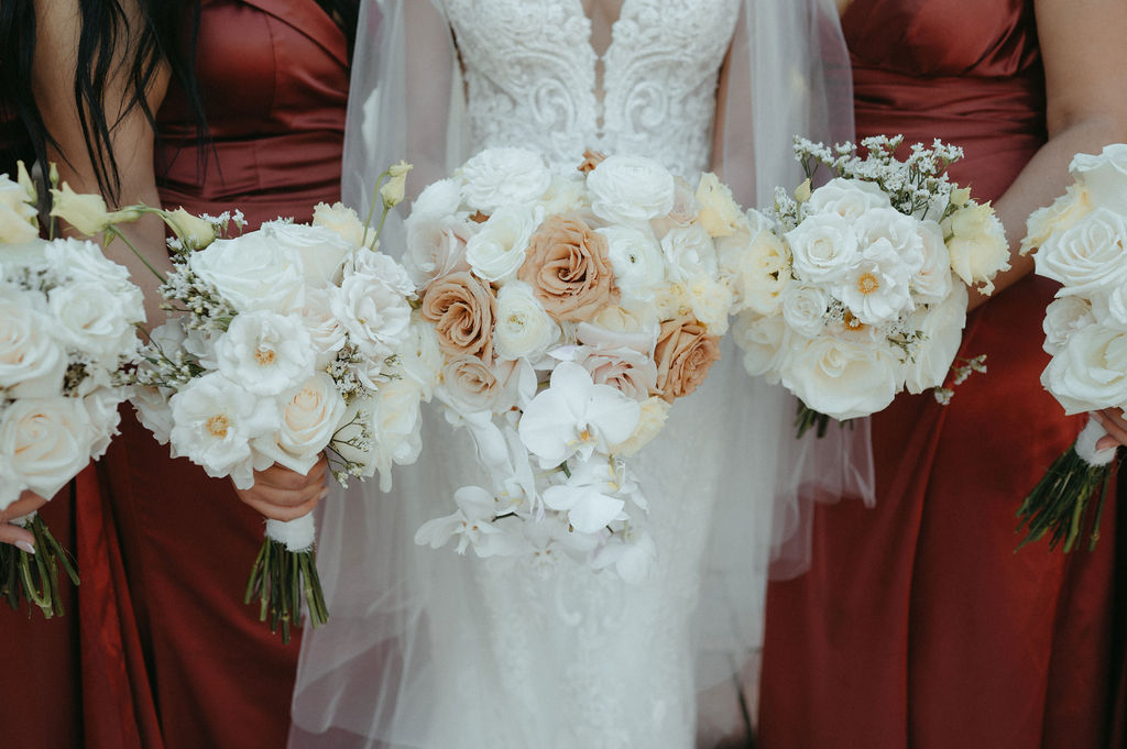 bridal bouquets and bridesmaid bouquets