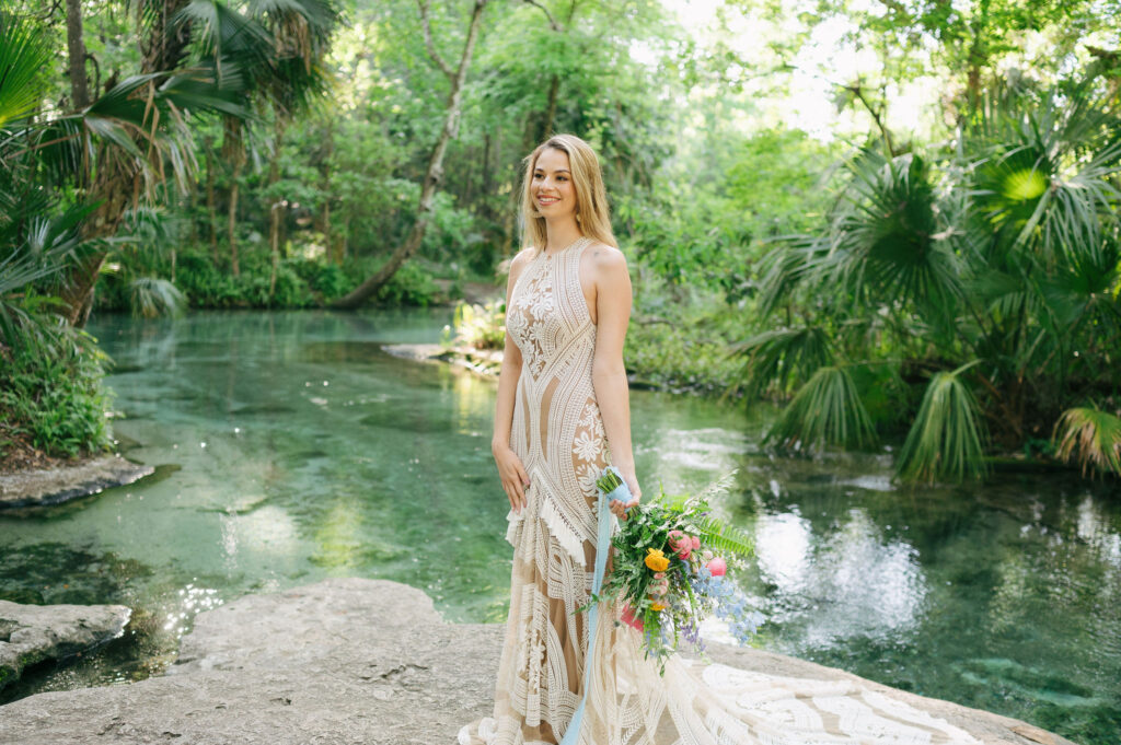 Intimate elopement at Kelly Park Springs in Florida